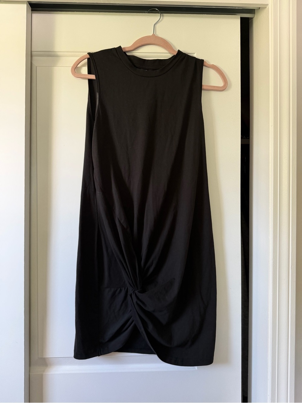 SHEIN Black Sleeveless Knot-Front Mini Dress